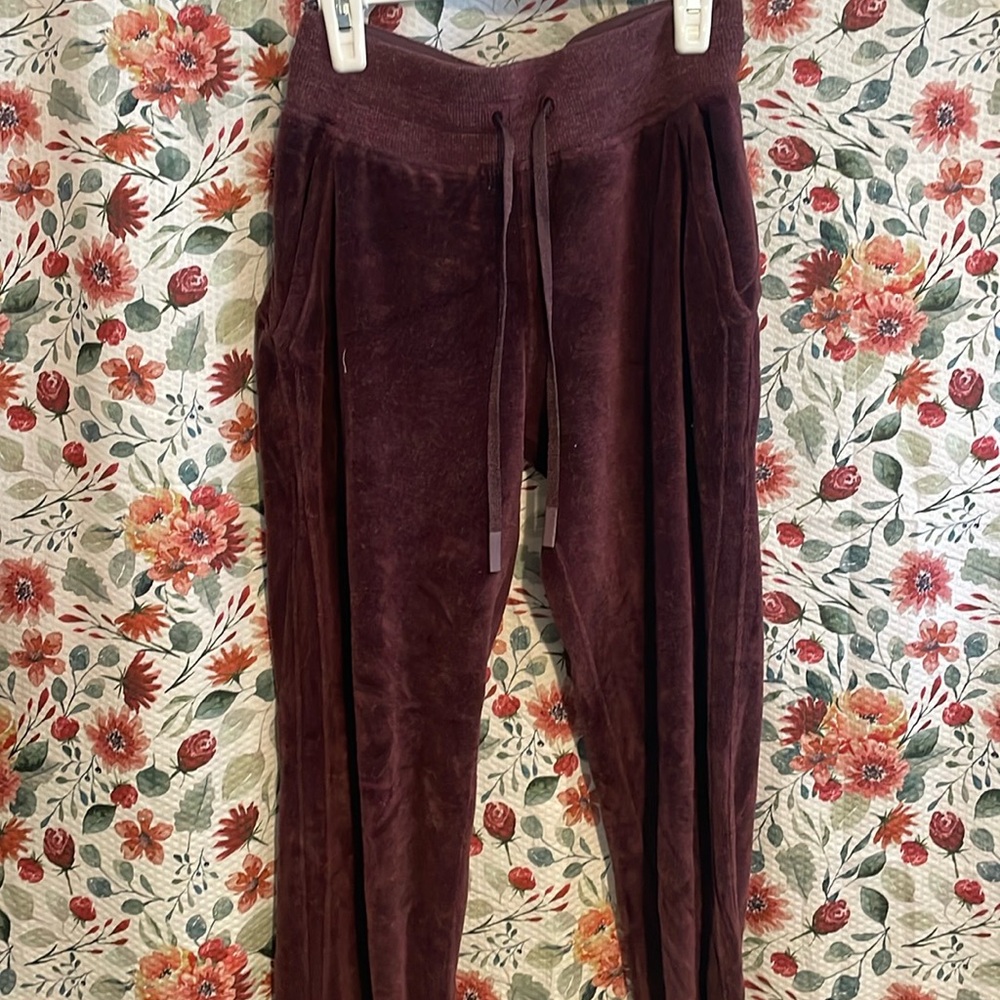 Lululemon Fleeced Scuba Jogger